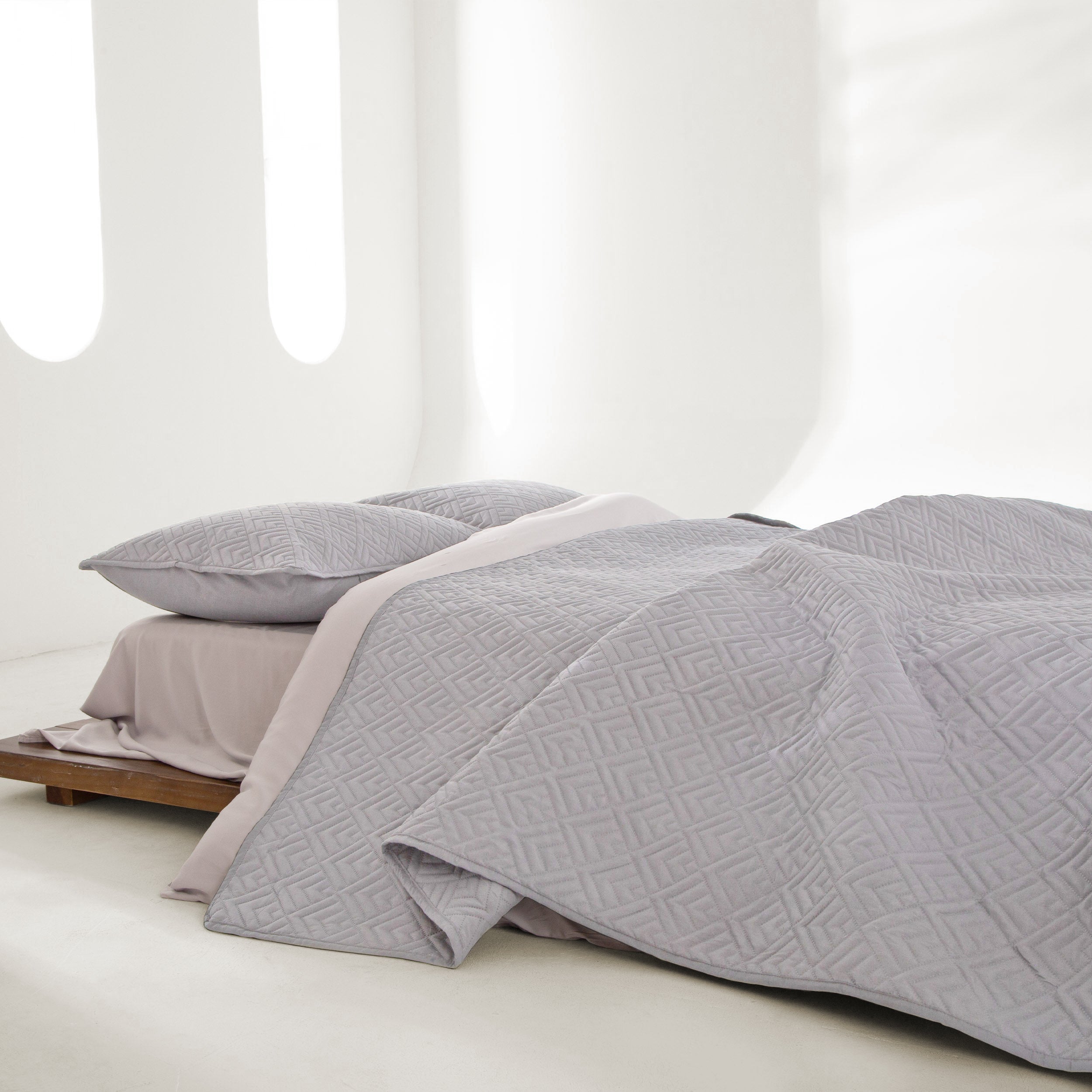 FURRFREE Quilt Set - Pet Hair Repellent for Dogs/Cats Family - Limited Time Offer - Image 41