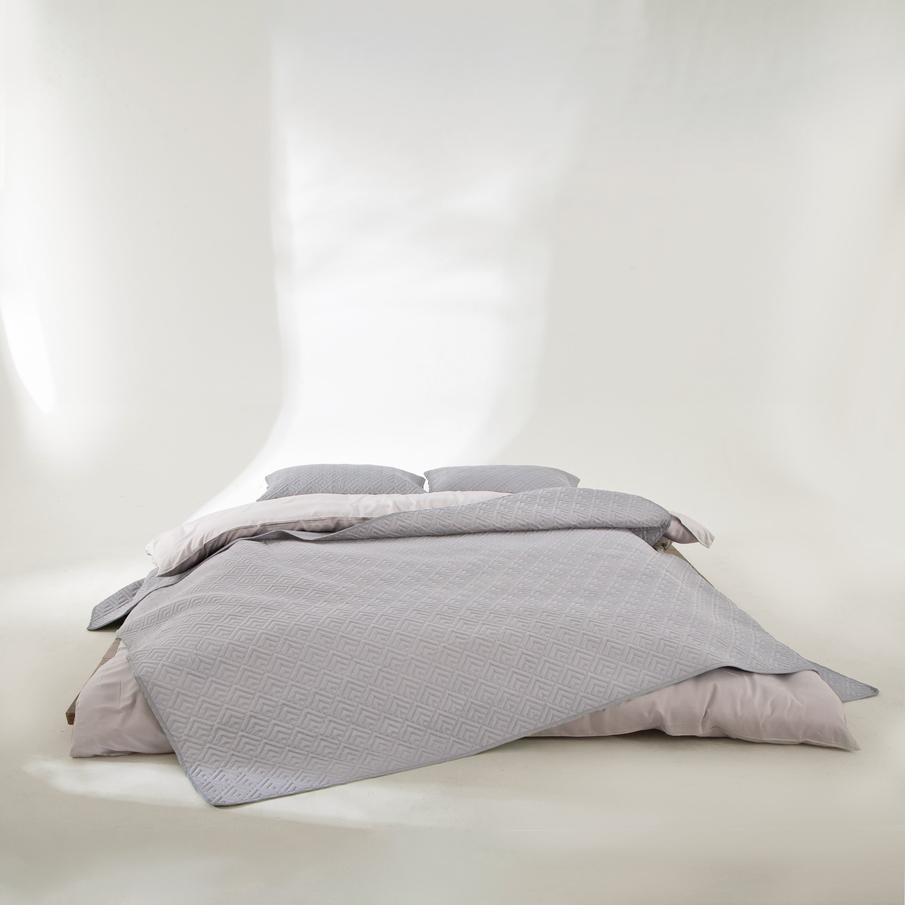 FURRFREE Quilt Set - Pet Hair Repellent for Dogs/Cats Family - Limited Time Offer - Image 43