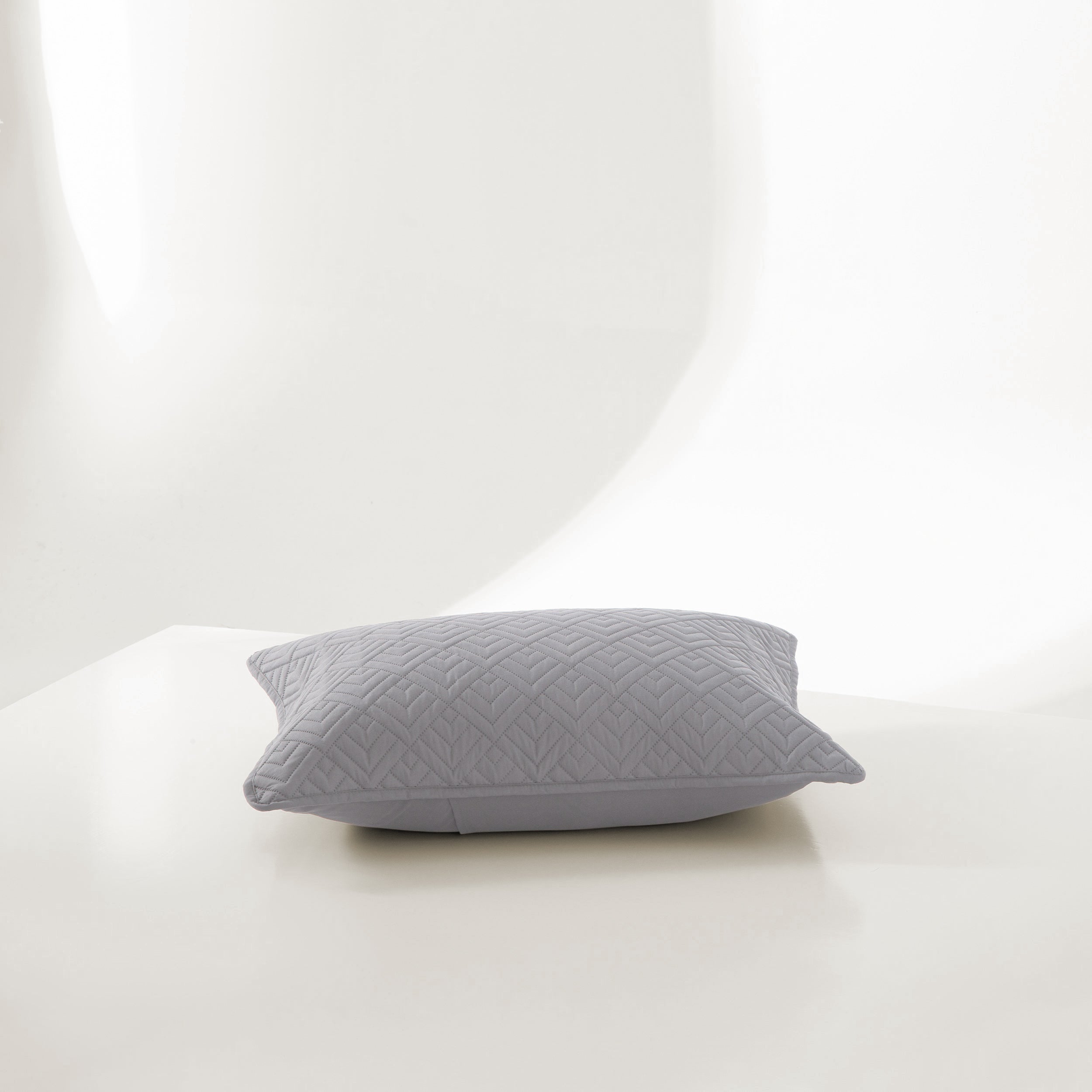 FURRFREE Quilt Set - Pet Hair Repellent for Dogs/Cats Family - Limited Time Offer - Image 44