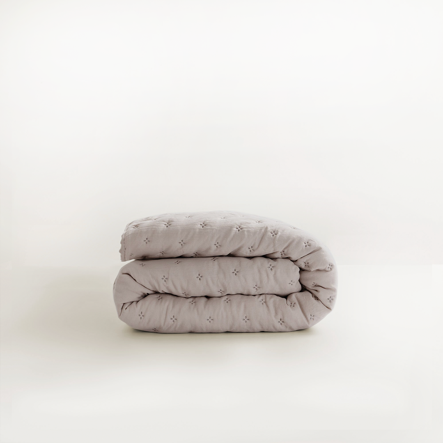 FURRFREE Quilt Set - Pet Hair Repellent for Dogs/Cats Family - Limited Time Offer - Image 38