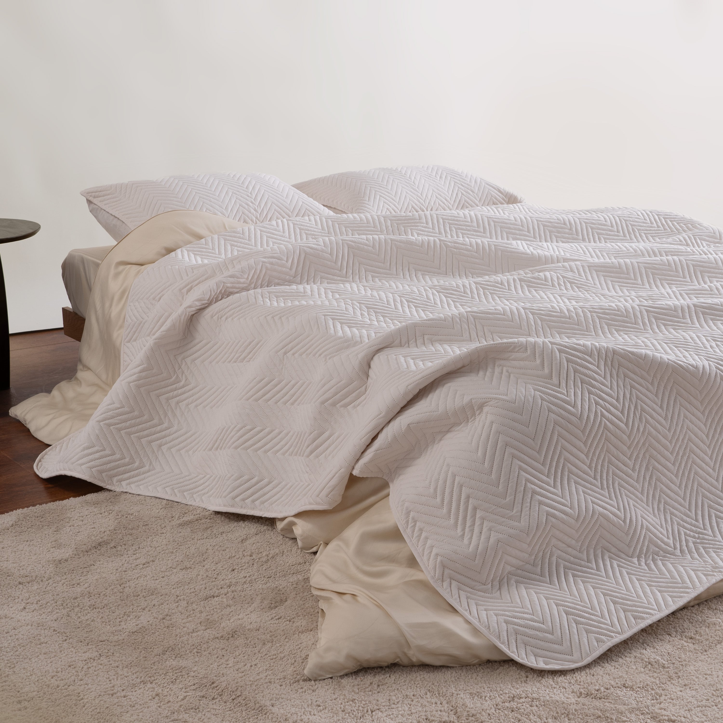 FURRFREE Quilt Set - Pet Hair Repellent for Dogs/Cats Family - Limited Time Offer - Image 74