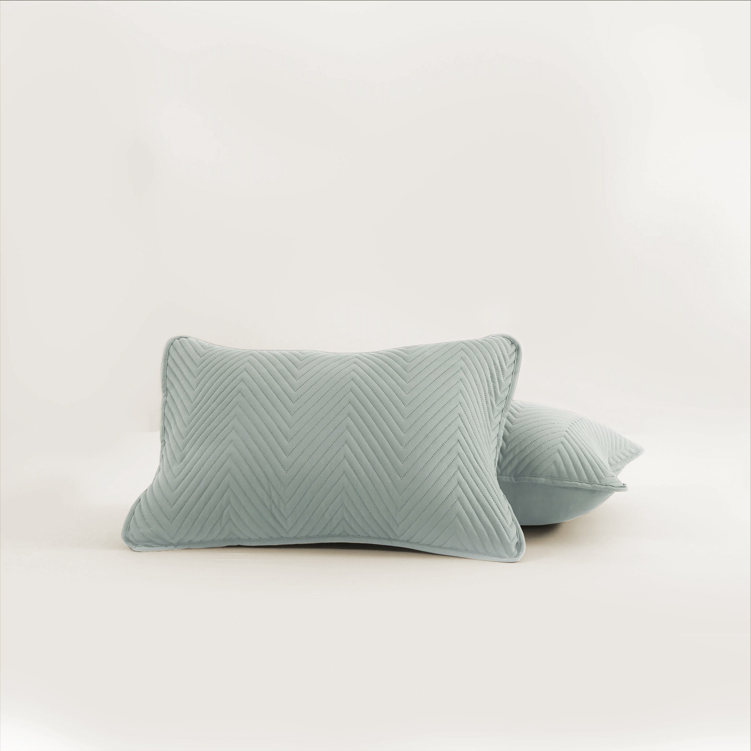 FURRFREE Quilt Set - Pet Hair Repellent for Dogs/Cats Family - Limited Time Offer - Image 59