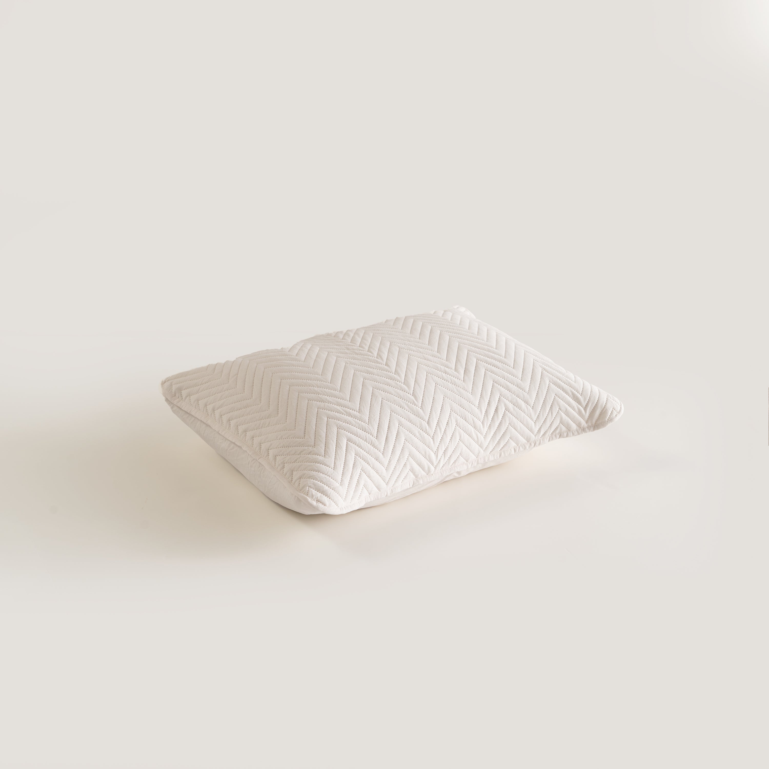 FURRFREE Quilt Set - Pet Hair Repellent for Dogs/Cats Family - Limited Time Offer - Image 78