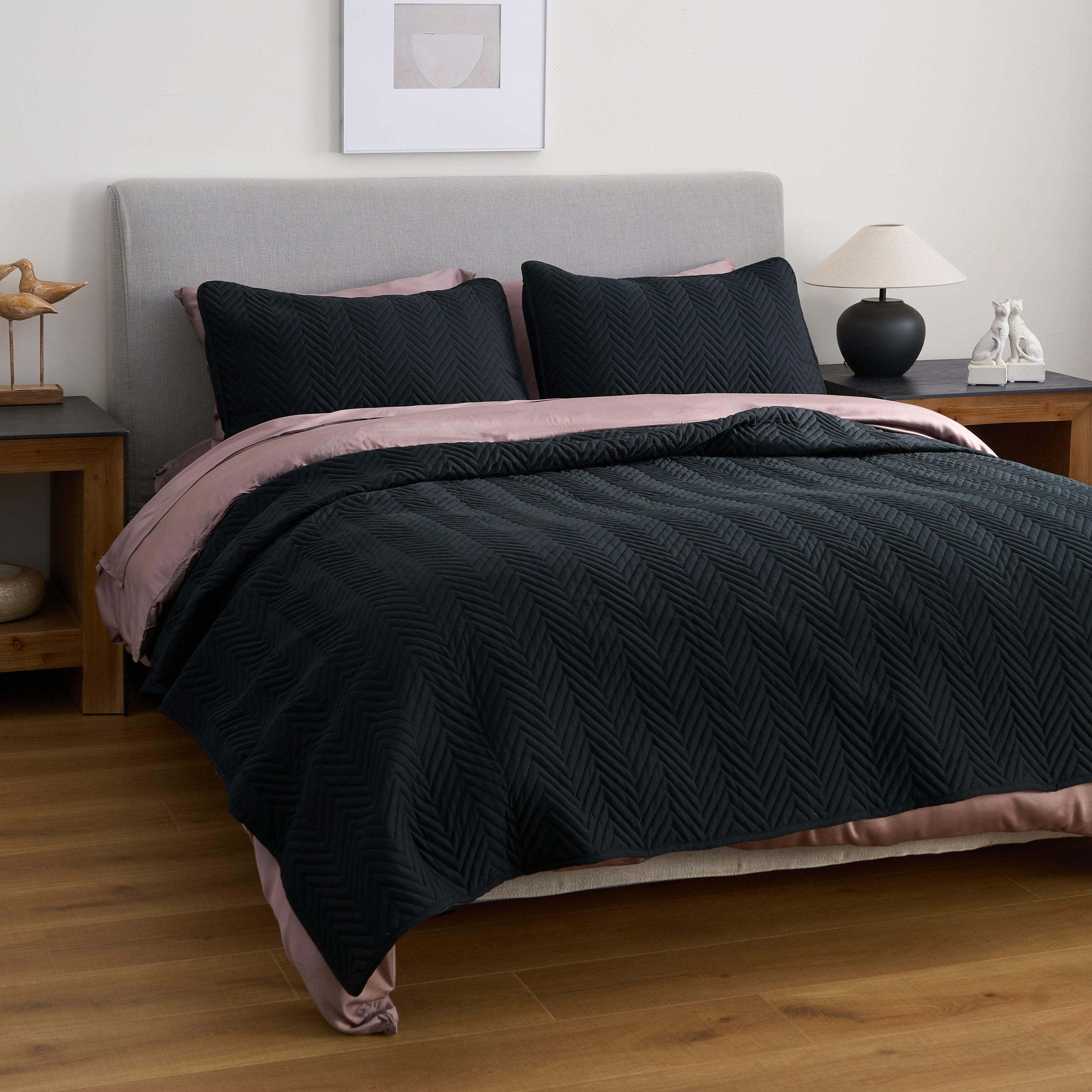 FURRFREE Quilt Set - Pet Hair Repellent for Dogs/Cats Family - Limited Time Offer - Image 81