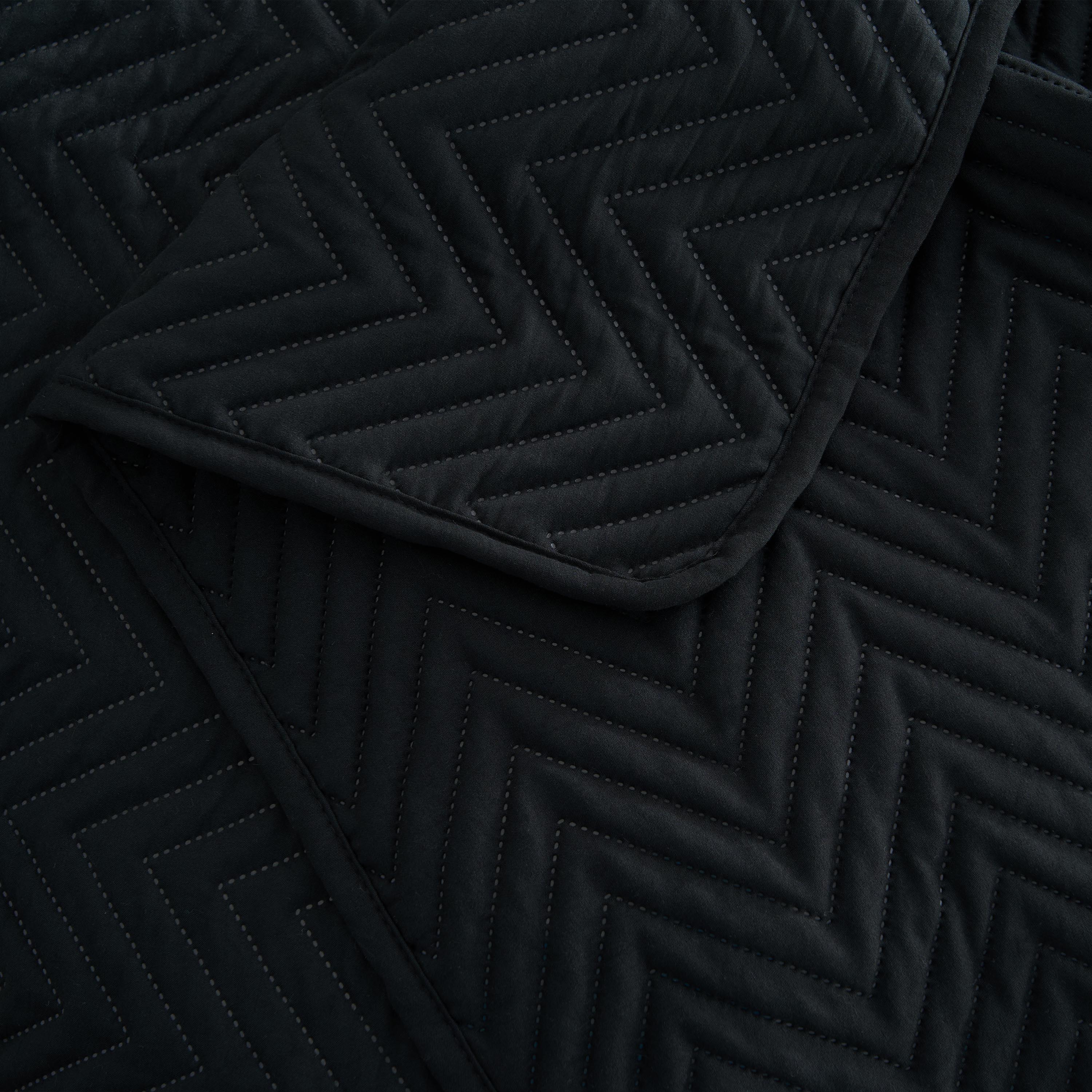 FURRFREE Quilt Set - Pet Hair Repellent for Dogs/Cats Family - Limited Time Offer - Image 85