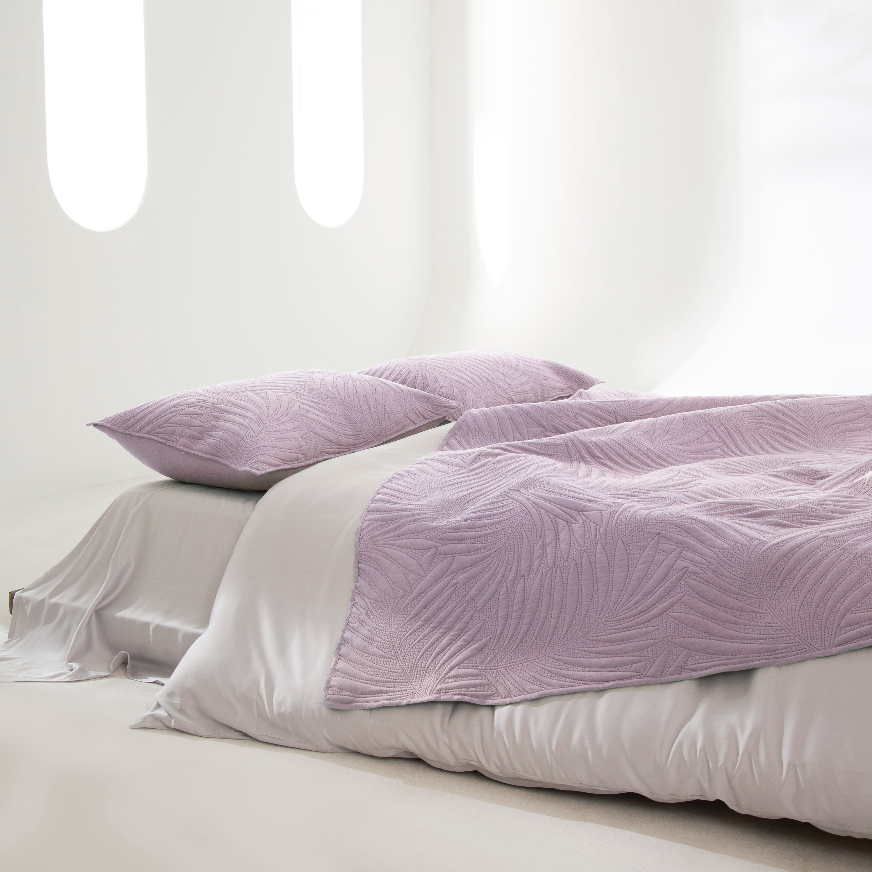 FURRFREE Quilt Set - Pet Hair Repellent for Dogs/Cats Family - Limited Time Offer - Image 91