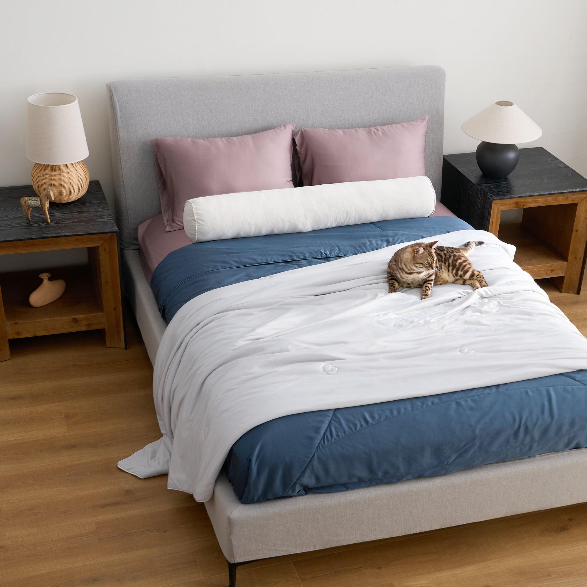 FURRFREE Breeze Comforter - Pet Hair Repellent for Dogs/Cats Family - Limited Time Offer - Image 4