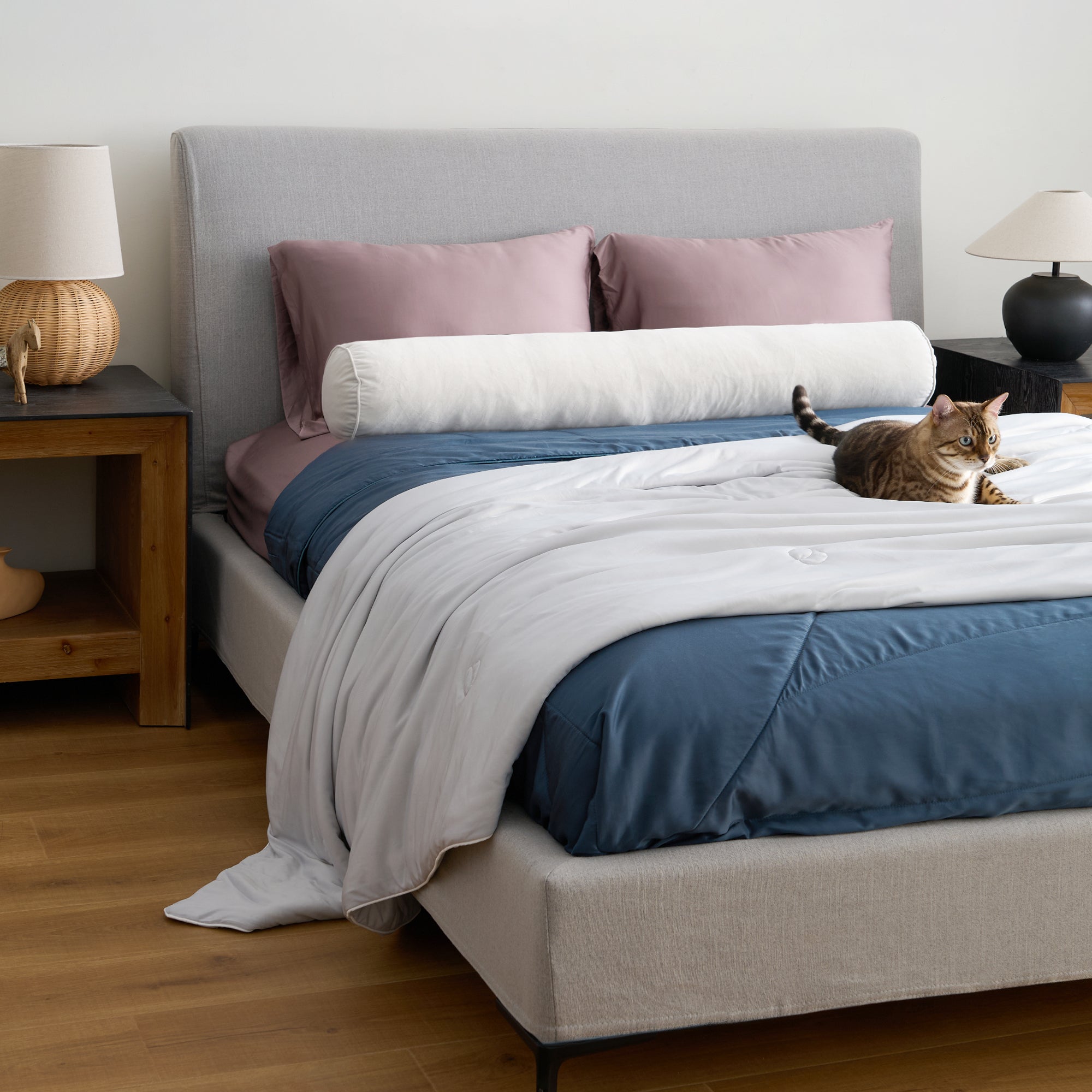 FURRFREE Breeze Comforter - Pet Hair Repellent for Dogs/Cats Family - Limited Time Offer - Image 3