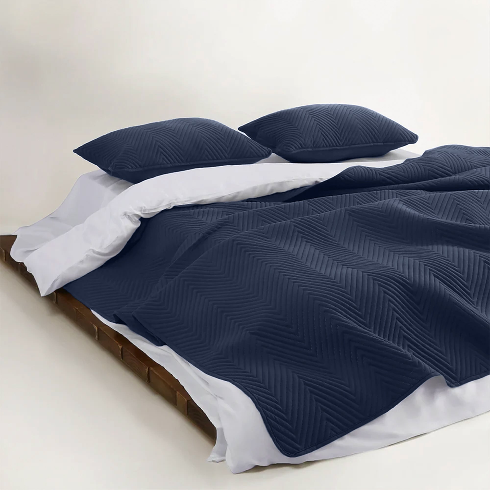 FURRFREE Quilt Set - Pet Hair Repellent for Dogs/Cats Family - Limited Time Offer - Image 19