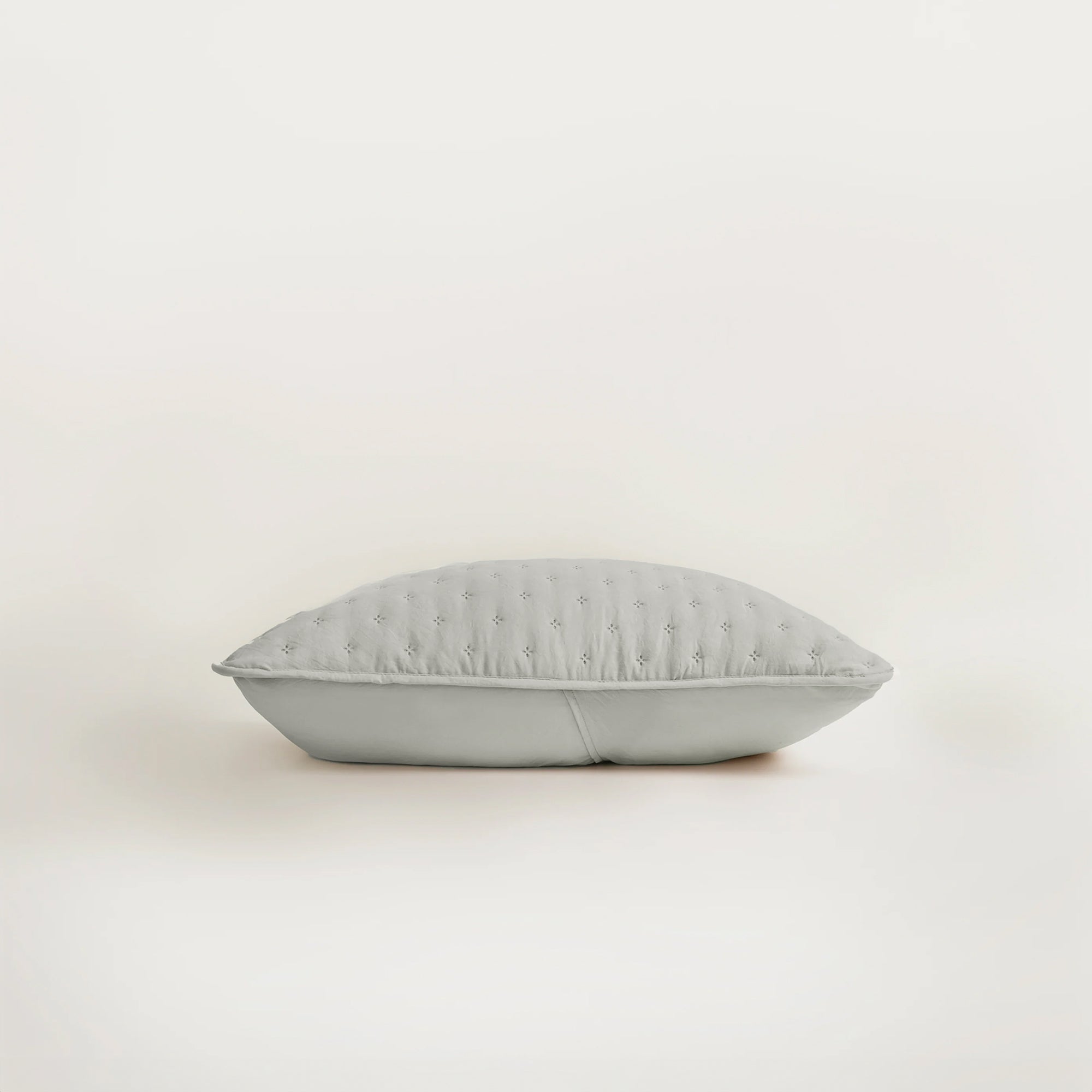 FURRFREE Quilt Set - Pet Hair Repellent for Dogs/Cats Family - Limited Time Offer - Image 70